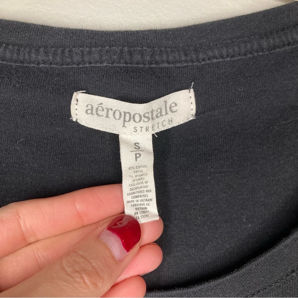 4/$10 - Y2K Aeropostale Long Sleeve Scoop-Neck Top - Picture 6 of 7